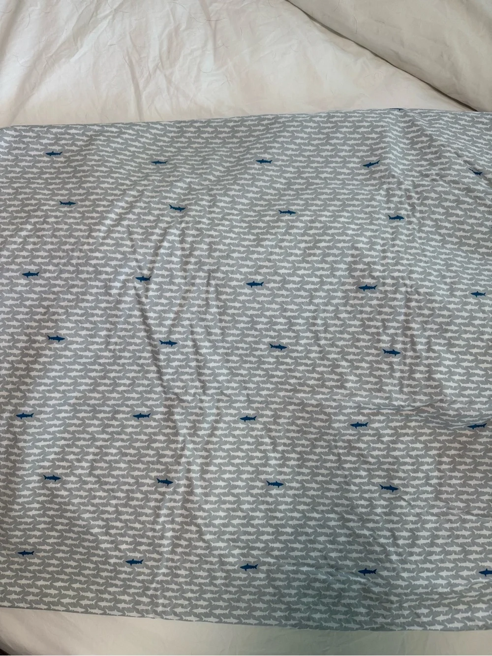 Southern Tide Home Shark Sighting cotton fitted sheet